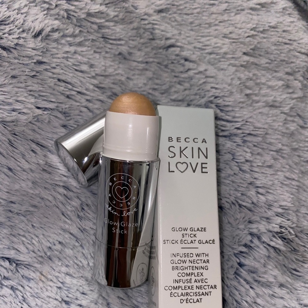 BECCA- glow glaze stick